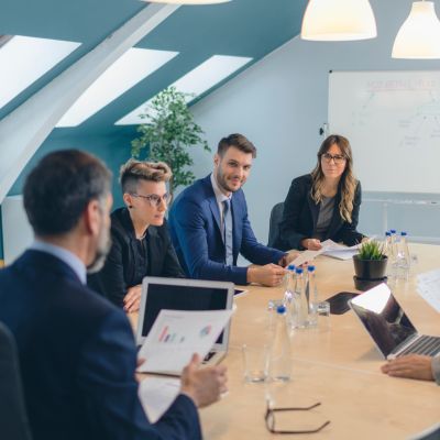 电动卷帘活动执行流程