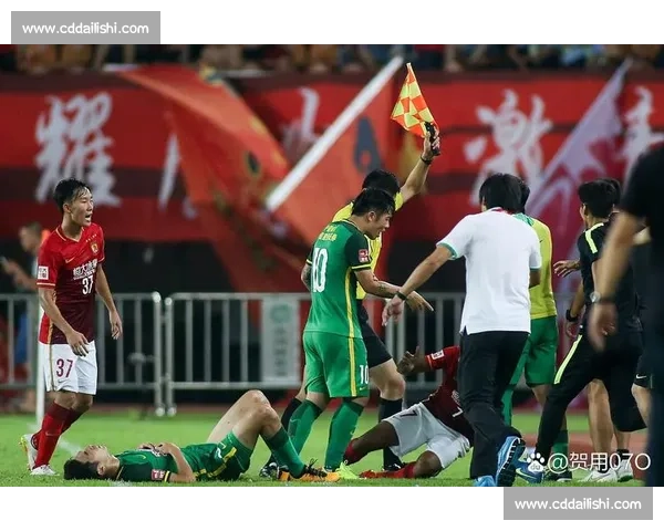 读秒绝杀完成惊天反超球队逆境爆发书写传奇之夜全场沸腾定格瞬间